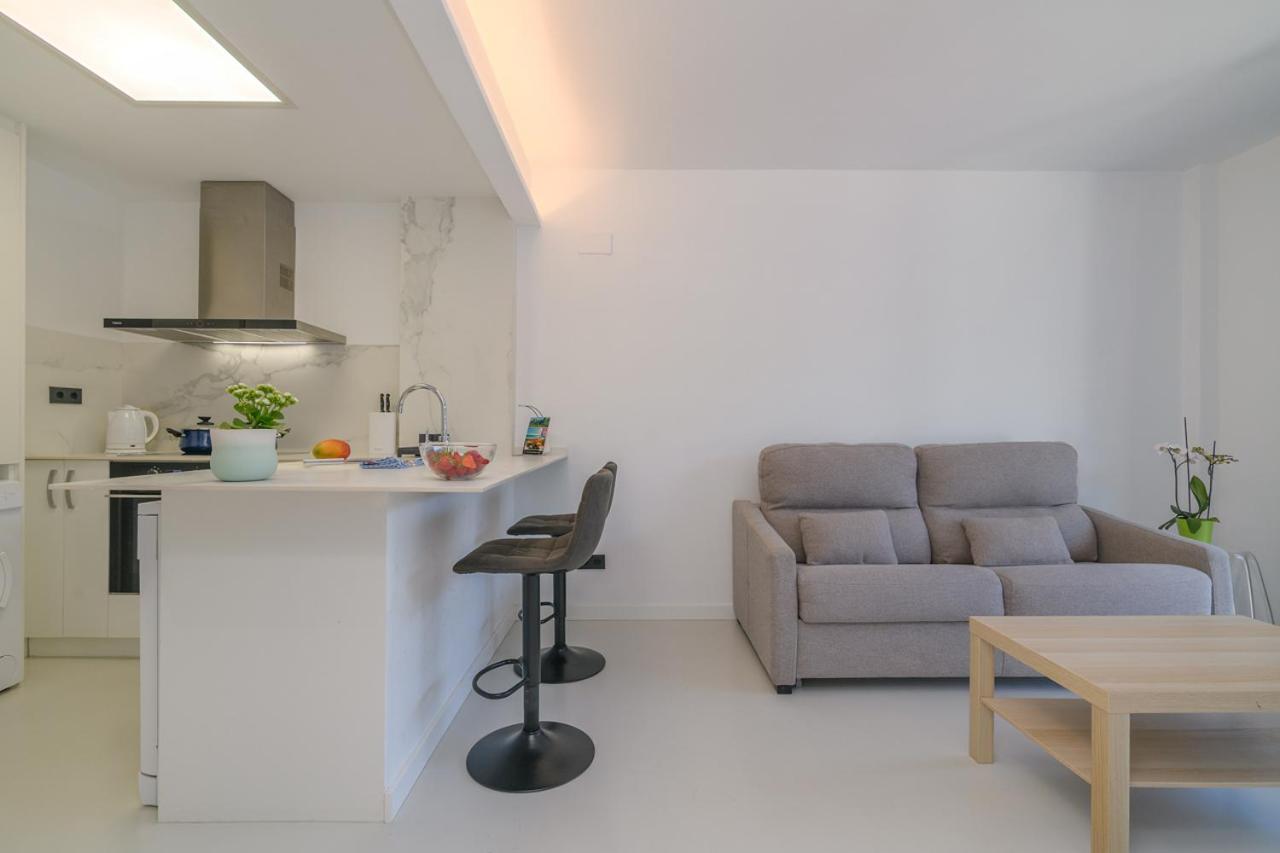 Aparthotel Marsol Castelldefels Bagian luar foto